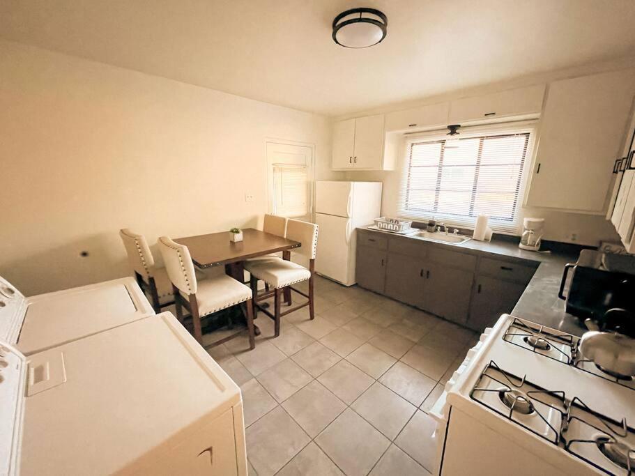 Villa Pet Friendly! Private Casita In Nob Hill Albuquerque Exterior foto